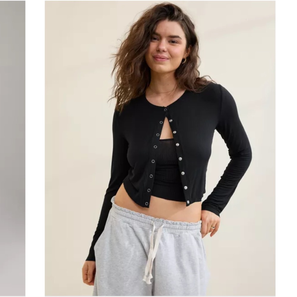 Aerie Superchill Modal Rib Cardigan NWT Sz M Black Button Sweater